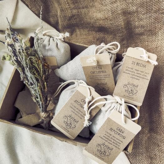 Подарочный набор из травяных чаев